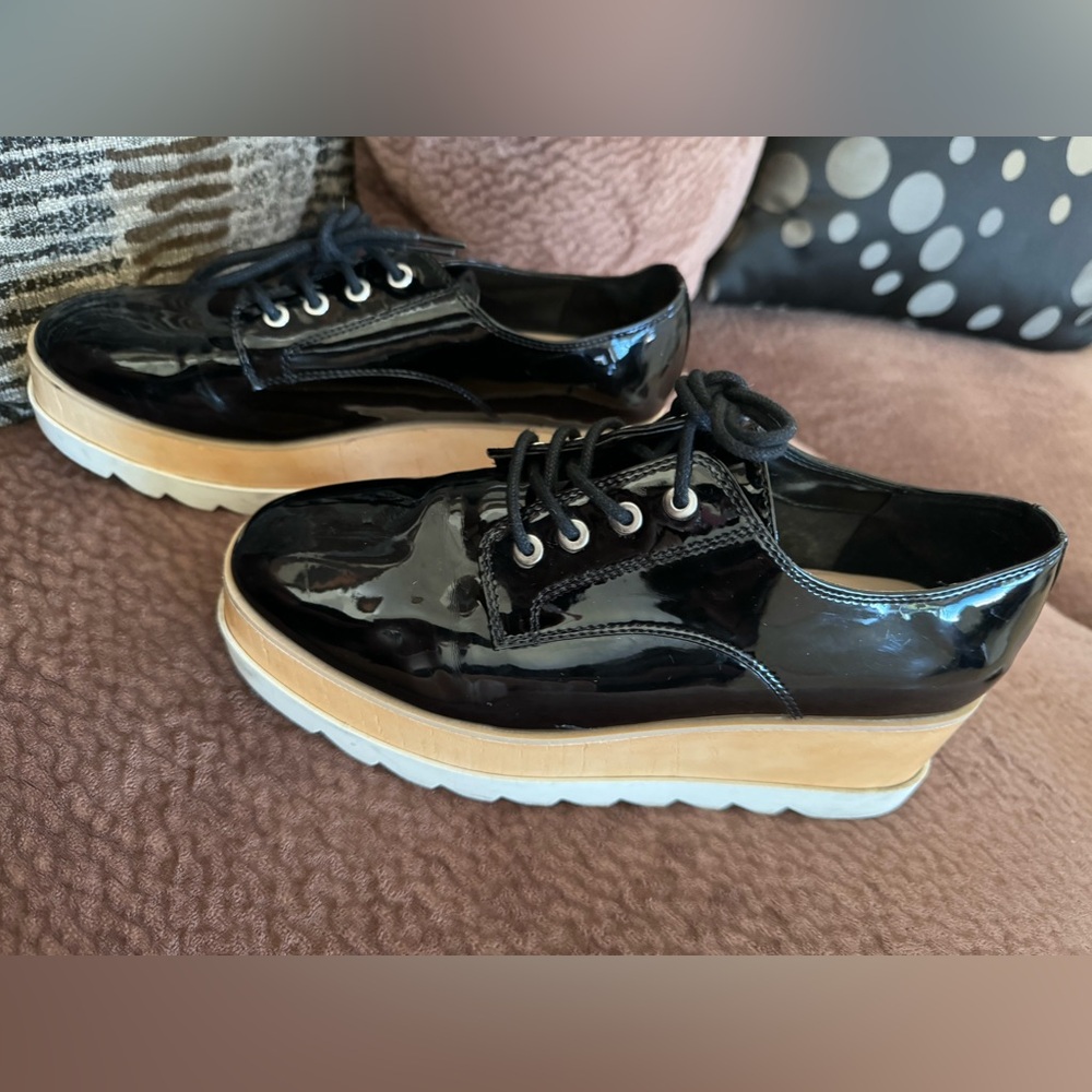 Aldo plataforms women’s 7.5